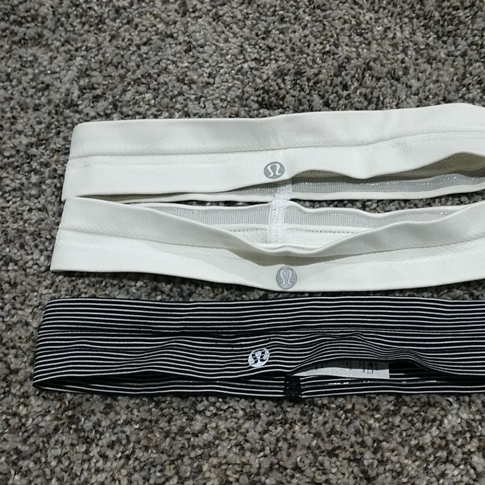 3 Lululemon headbands